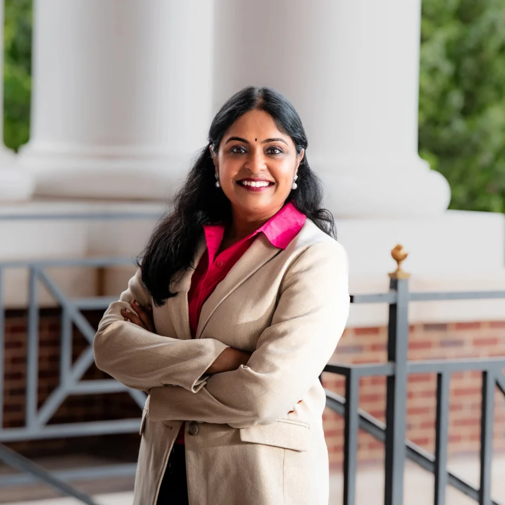 Lalitha Alladi headshot.
